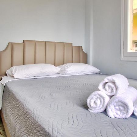 Heart-Warming Eleni Apartment In Corfu Town מראה חיצוני תמונה