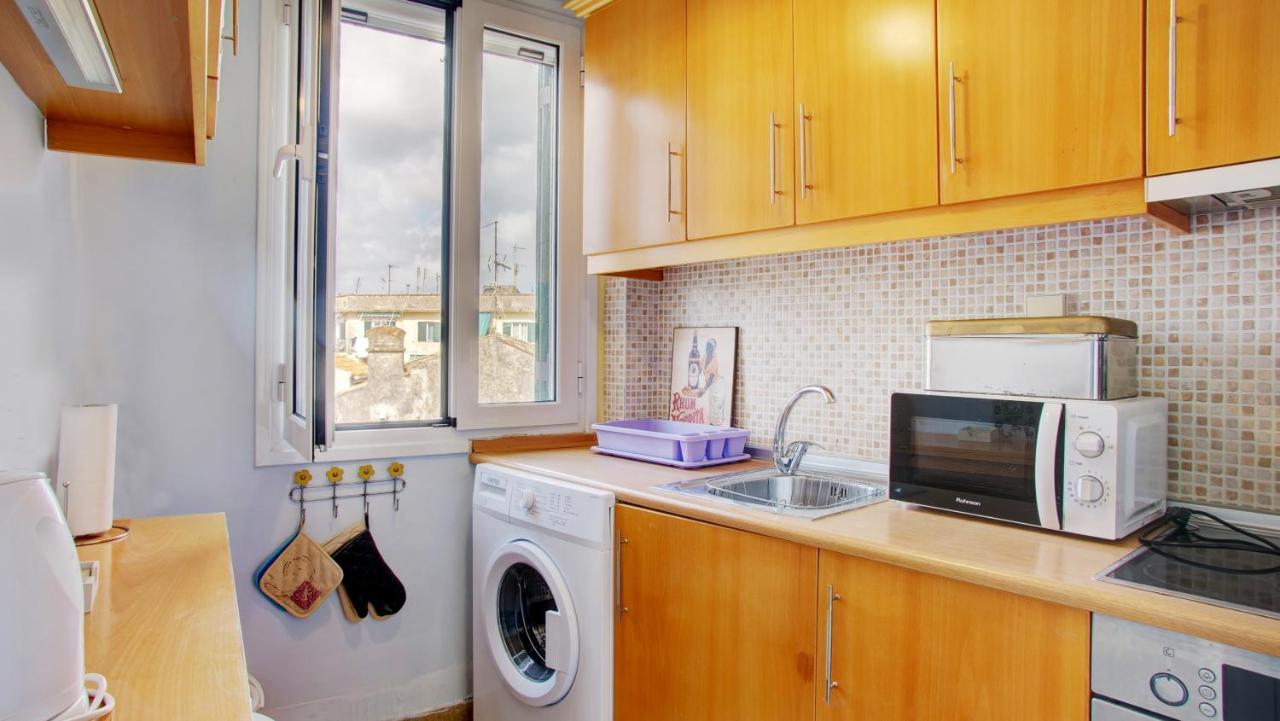 Heart-Warming Eleni Apartment In Corfu Town מראה חיצוני תמונה